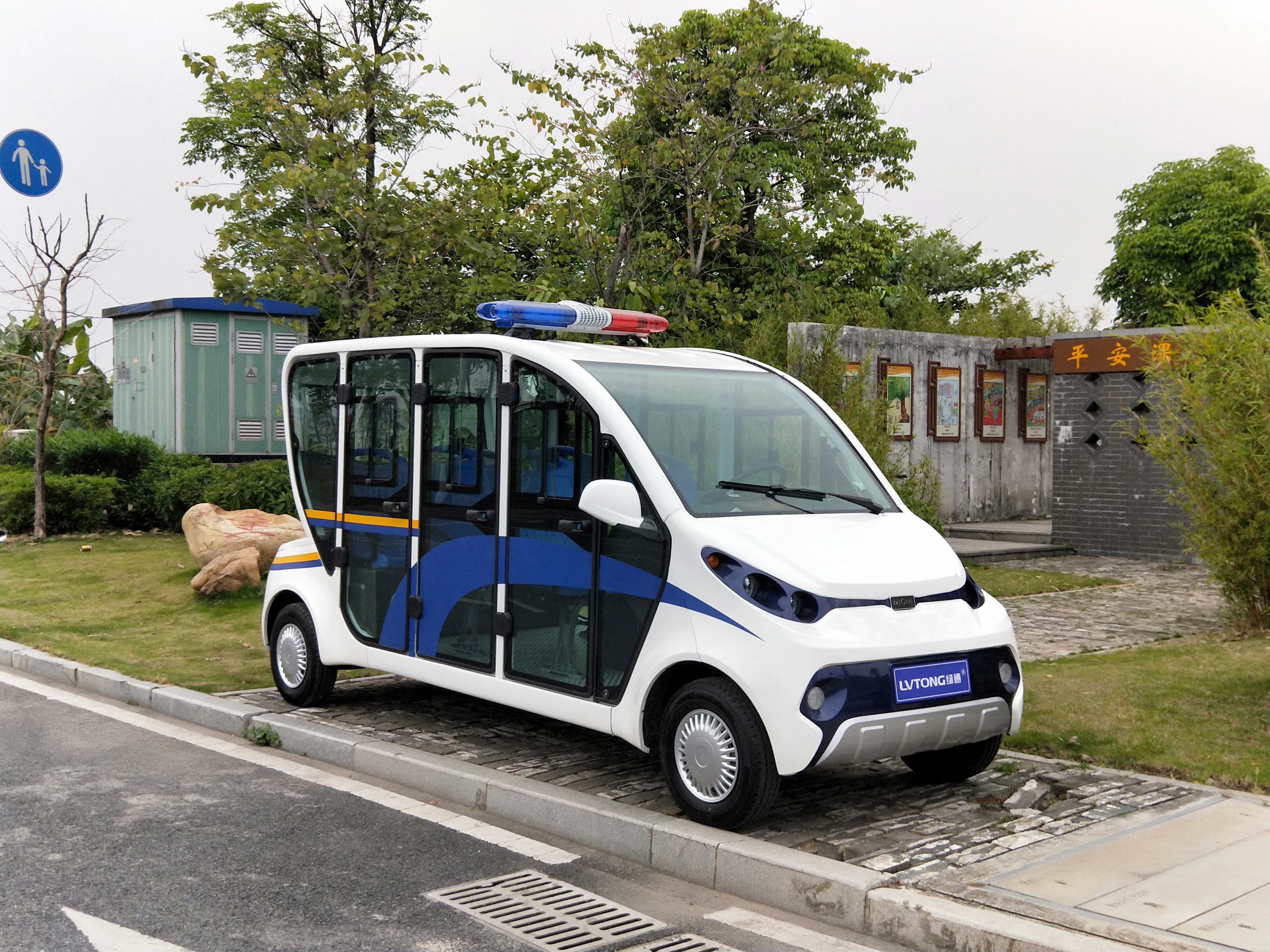  6人座封閉式巡邏車(chē) DB-S6PAF